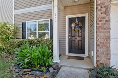 606 Lindsborg Trl, Monroe, NC 28110 photo 2