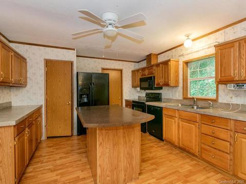 79 Edwards Rd, Fairview, NC 28730 photo 7