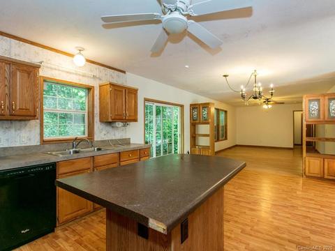 79 Edwards Rd, Fairview, NC 28730 photo 8