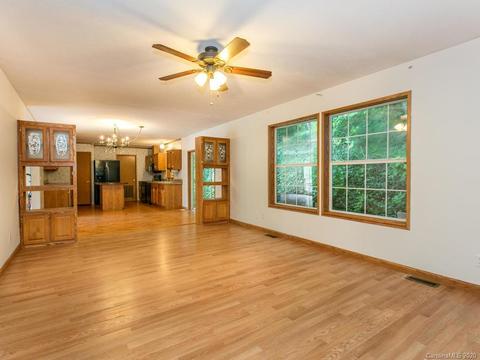 79 Edwards Rd, Fairview, NC 28730 photo 10
