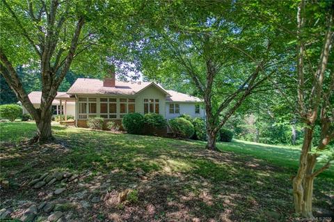 76 Meadowlark Dr, Tryon, NC 28782 photo 2