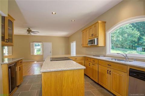 76 Meadowlark Dr, Tryon, NC 28782 photo 14