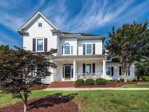 8608 Dansington Ct, Waxhaw, NC 28173 photo 1