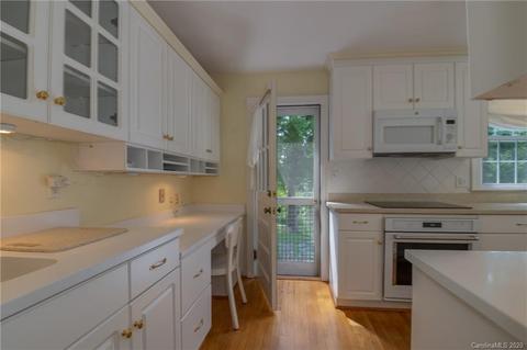 300 Doubleday Rd, Tryon, NC 28782 photo 13