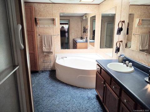 247 N Star Ln, Sylva, NC 28779 photo 9