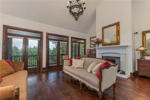 500 Meadowlark Dr, Tryon, NC 28782 photo 5