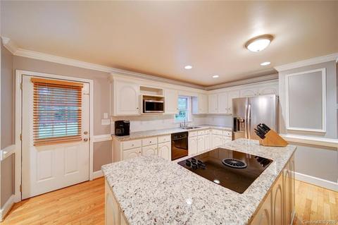 2009 Walnut Ln, Monroe, NC 28112 photo 7