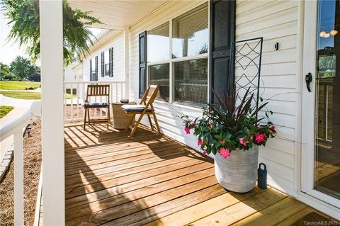 132 Tranquility Ln, Harmony, NC 28634 photo 3