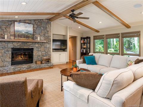 236 Greenleaf Dr, Flat Rock, NC 28731 photo 5