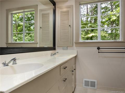 434 Hogback Mountain Rd, Tryon, NC 28782 photo 17