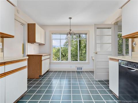 434 Hogback Mountain Rd, Tryon, NC 28782 photo 12