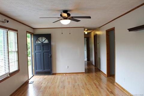 37 Iron Mountain Dr, Sylva, NC 28779 photo 16