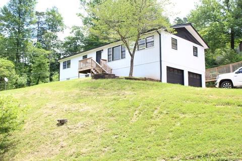 37 Iron Mountain Dr, Sylva, NC 28779 photo 1