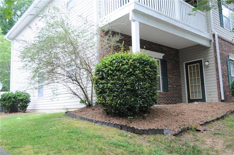 21253 Hickory St, Cornelius, NC 28031 photo 2
