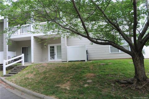 21253 Hickory St, Cornelius, NC 28031 photo 3