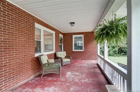 21308 Davidson St, Cornelius, NC 28031 photo 3