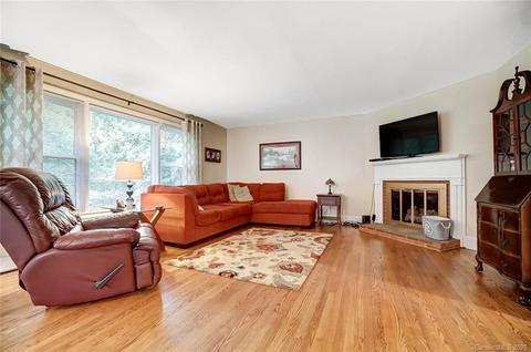 21308 Davidson St, Cornelius, NC 28031 photo 7