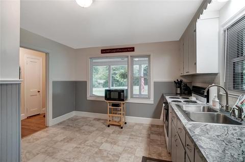 21308 Davidson St, Cornelius, NC 28031 photo 15