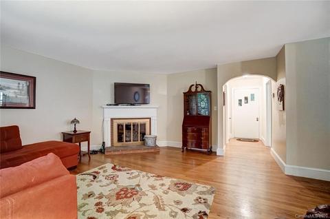 21308 Davidson St, Cornelius, NC 28031 photo 8