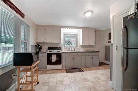 21308 Davidson St, Cornelius, NC 28031 photo 16