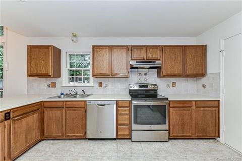 515 Laurel Fork Dr, Matthews, NC 28105 photo 10