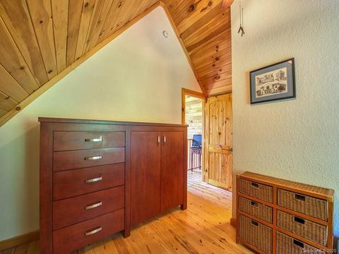 657 Split Pine Cv, Clyde, NC 28721 photo 32