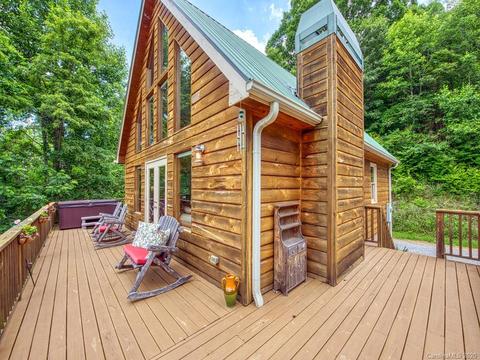 657 Split Pine Cv, Clyde, NC 28721 photo 8