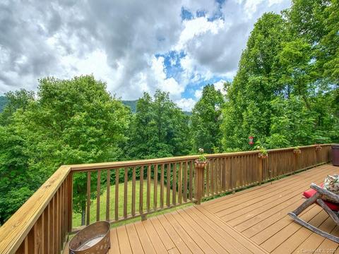 657 Split Pine Cv, Clyde, NC 28721 photo 11