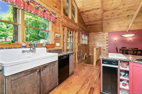 2 Saddle Top Rd, Flat Rock, NC 28731 photo 29