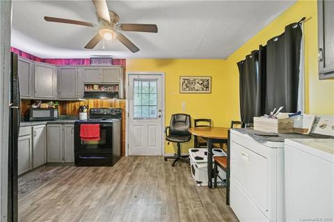 13 Second St, Canton, NC 28716 photo 5