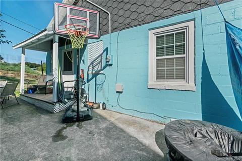 13 Second St, Canton, NC 28716 photo 11