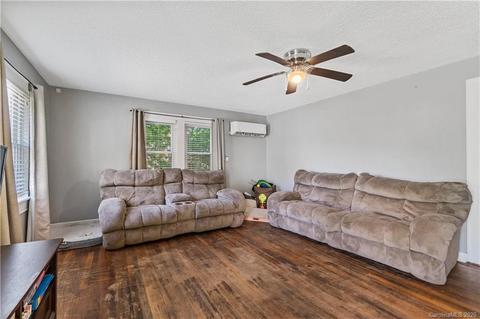 13 Second St, Canton, NC 28716 photo 2