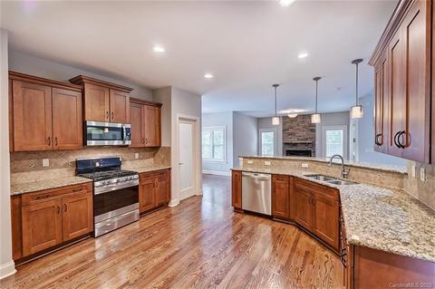740 Arrow Point Ln, Davidson, NC 28036 photo 7
