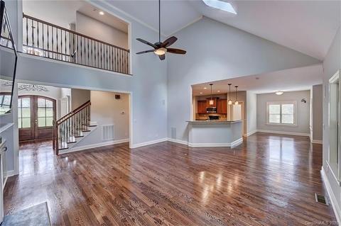 740 Arrow Point Ln, Davidson, NC 28036 photo 5