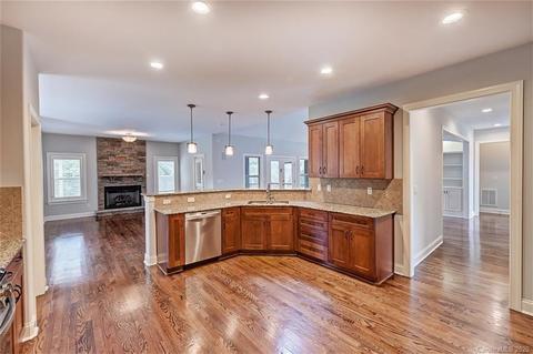 740 Arrow Point Ln, Davidson, NC 28036 photo 8