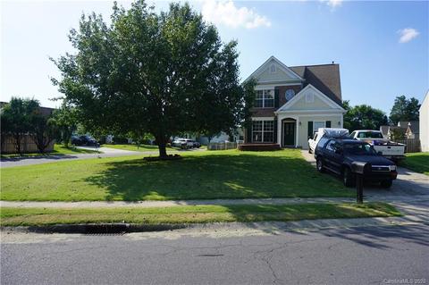 14009 Dingess Rd, Charlotte, NC 28273 photo 2