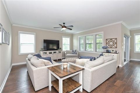 286 Hampton Trail Dr, Fort Mill, SC 29708 photo 9