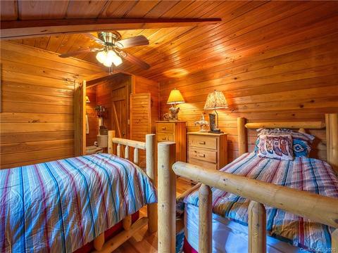 73 Sharp Mountain Rd, Canton, NC 28716 photo 36