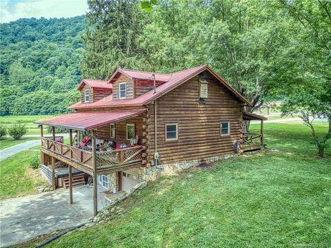 73 Sharp Mountain Rd, Canton, NC 28716 photo 5