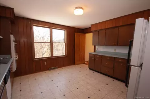 1431 Webster Rd, Sylva, NC 28779 photo 12