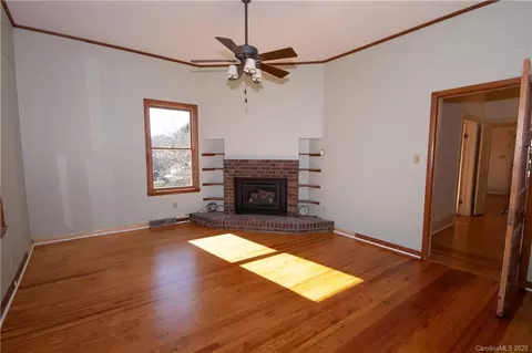 1431 Webster Rd, Sylva, NC 28779 photo 9