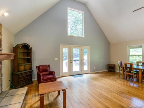 41 Sunkist Rd, Brevard, NC 28712 photo 4