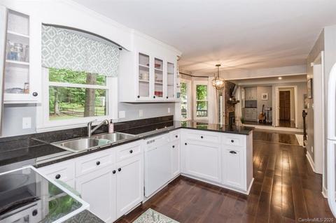 4600 Bainview Dr, Mint Hill, NC 28227 photo 9