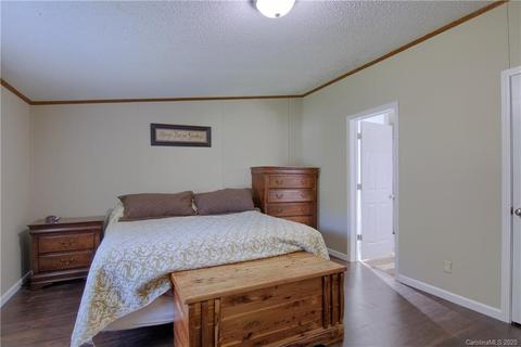 63 Double D Dr, Flat Rock, NC 28731 photo 16