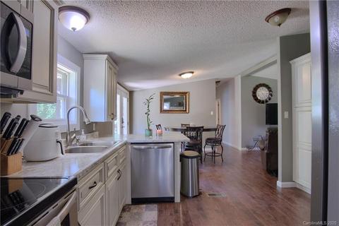 63 Double D Dr, Flat Rock, NC 28731 photo 12