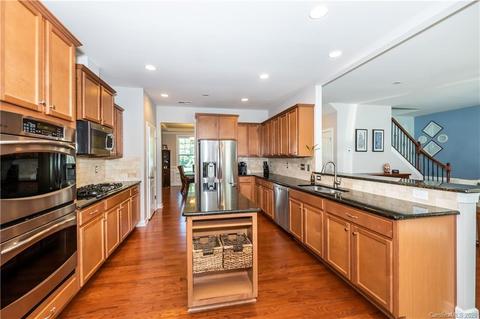 10700 Alabaster Dr, Davidson, NC 28036 photo 11