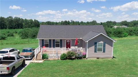 60 Common Ground Dr, Flat Rock, NC 28731 photo 2