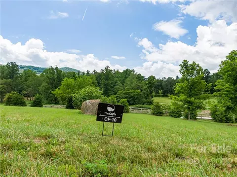 31 Walnut Valley 10 Pkwy #10, Arden, NC 28704