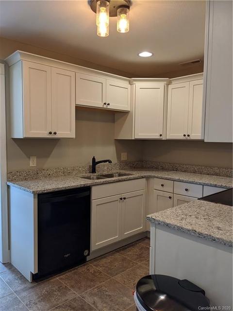 394 Summit Ave, Spruce Pine, NC 28777 photo 13