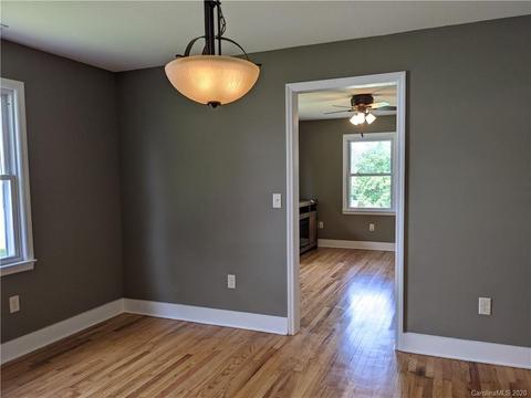 394 Summit Ave, Spruce Pine, NC 28777 photo 18